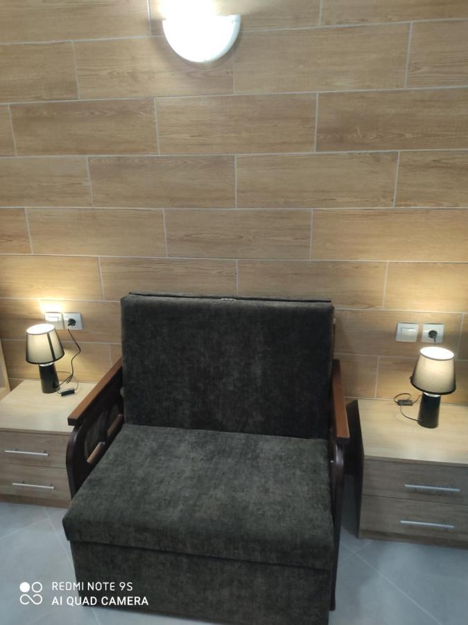 G M 2 Rooms Kentro In The Heart Of The City Larissa Exterior photo